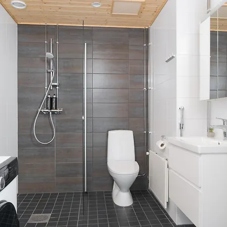 Lutakko Sky Sauna, Free Parking, Balcony View Rahulihomes Apartament *